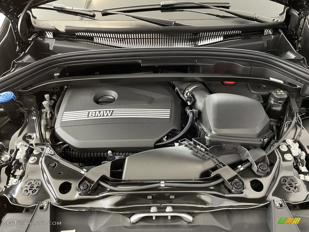2023 BMW X1 xDrive28i Engine Photos