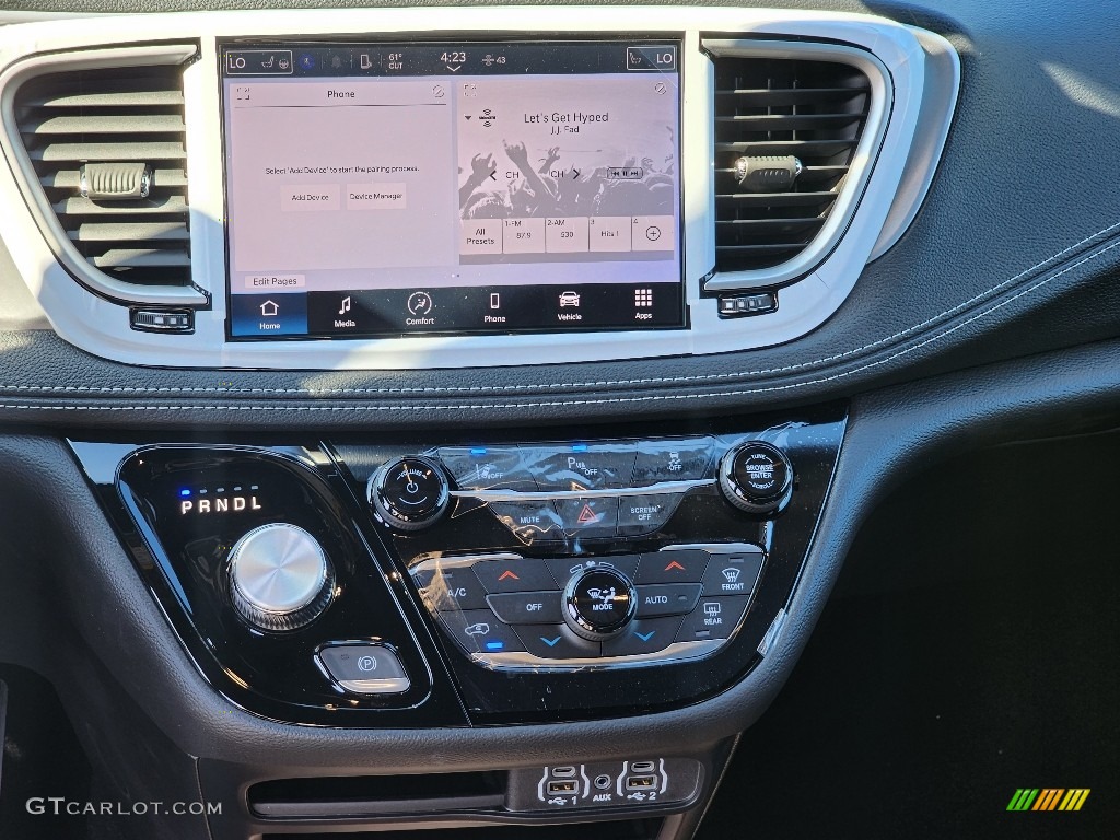 2023 Pacifica Hybrid Touring L - Bright White / Black photo #9