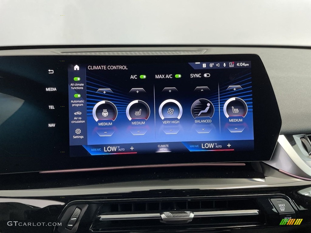 2023 BMW X1 xDrive28i Controls Photo #146654441