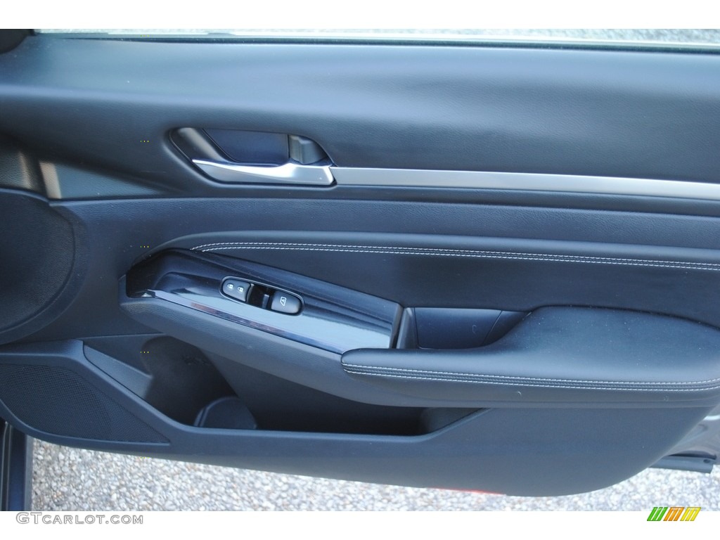 2020 Nissan Altima SL AWD Charcoal Door Panel Photo #146654492