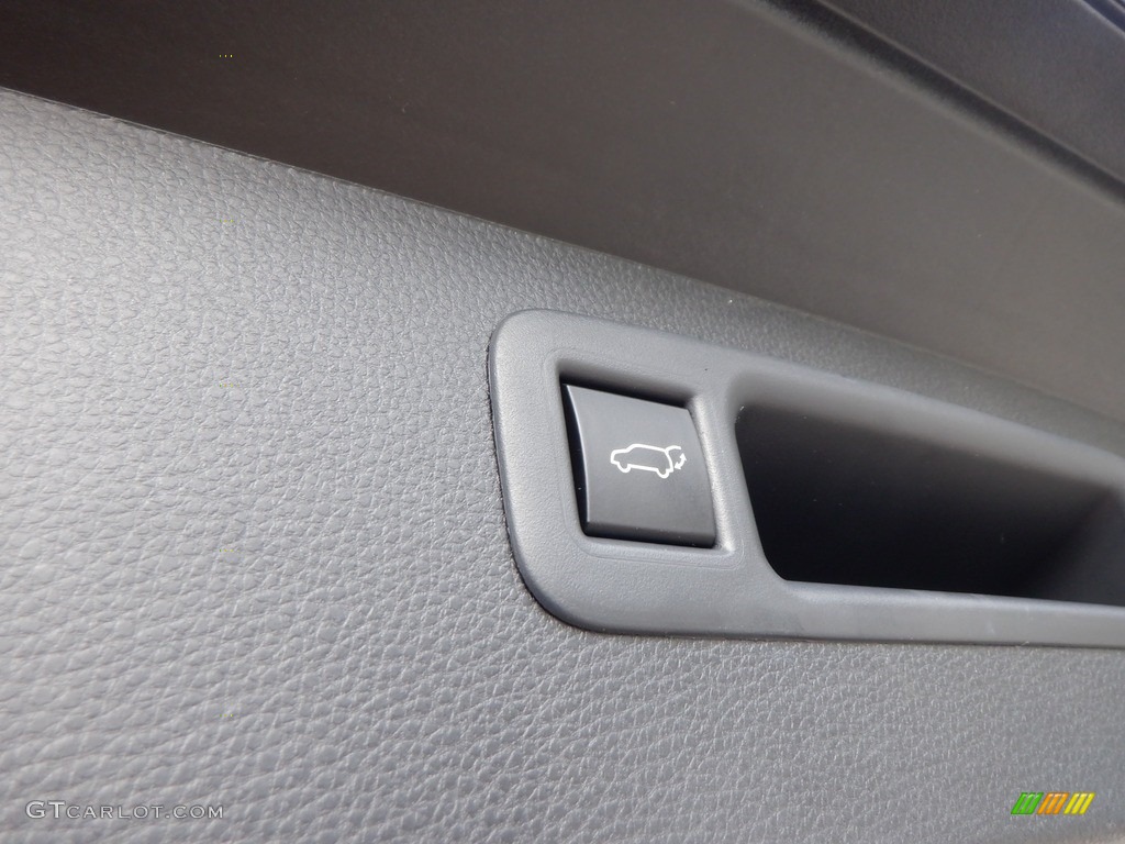 2023 Highlander LE AWD - Magnetic Gray Metallic / Black photo #27