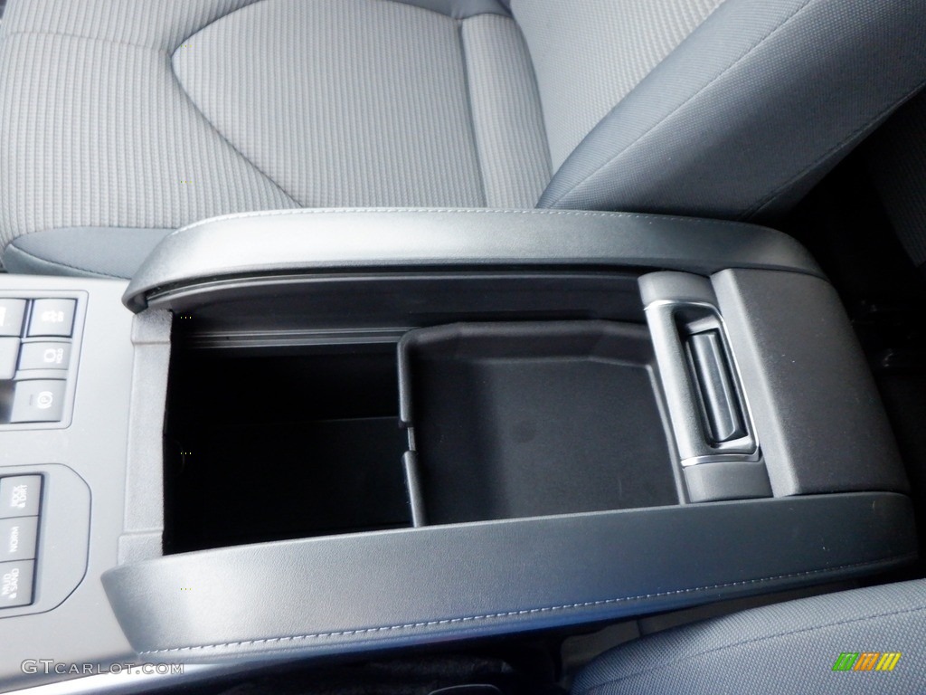 2023 Highlander LE AWD - Magnetic Gray Metallic / Black photo #25