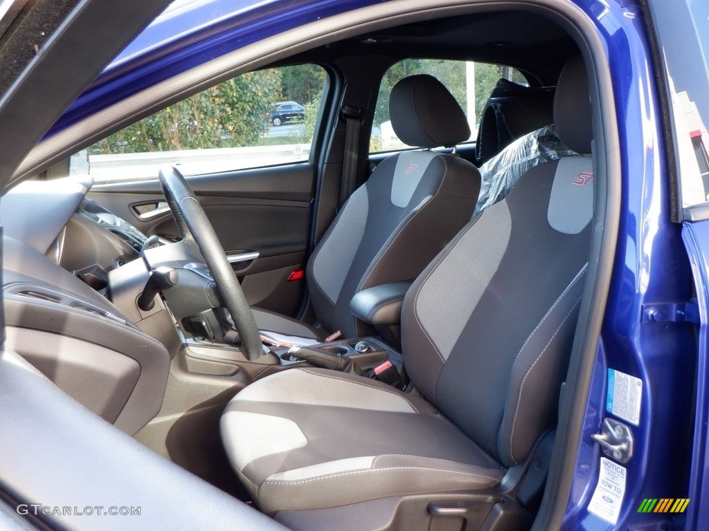 2014 Focus ST Hatchback - Performance Blue / Charcoal Black photo #10