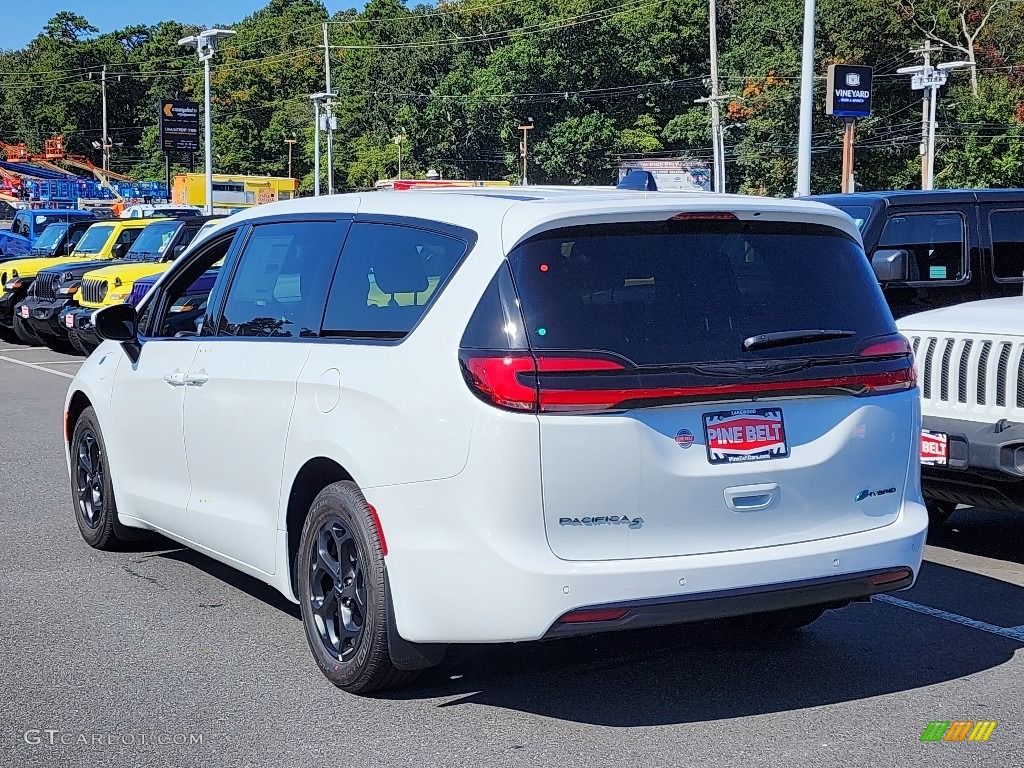 2023 Pacifica Hybrid Touring L - Bright White / Black photo #4