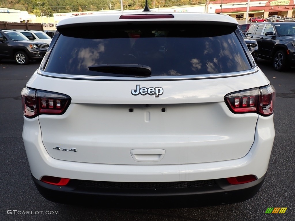 2023 Compass Sport 4x4 - Bright White / Black photo #4