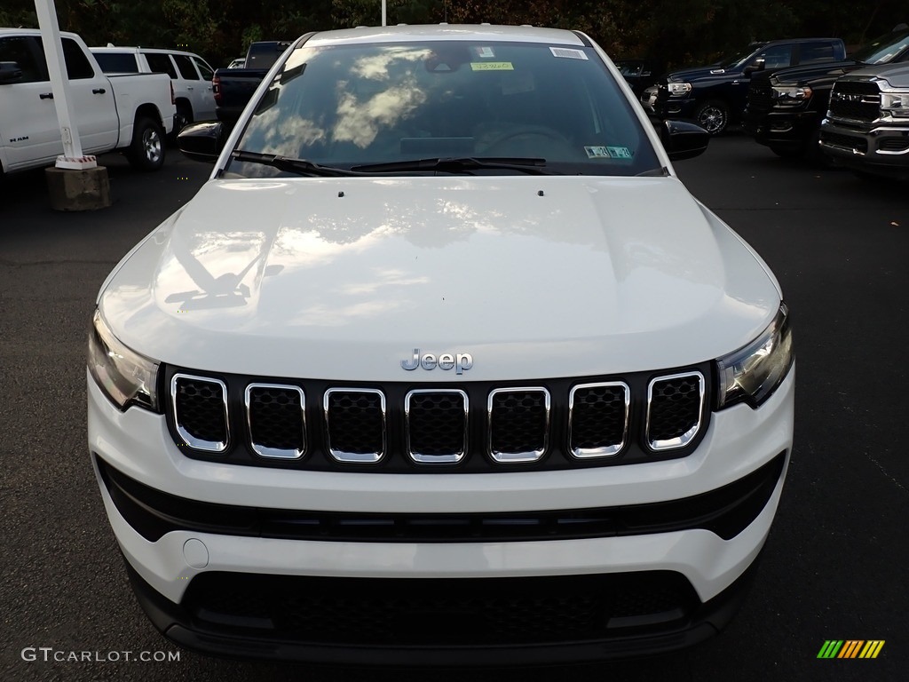 2023 Compass Sport 4x4 - Bright White / Black photo #9