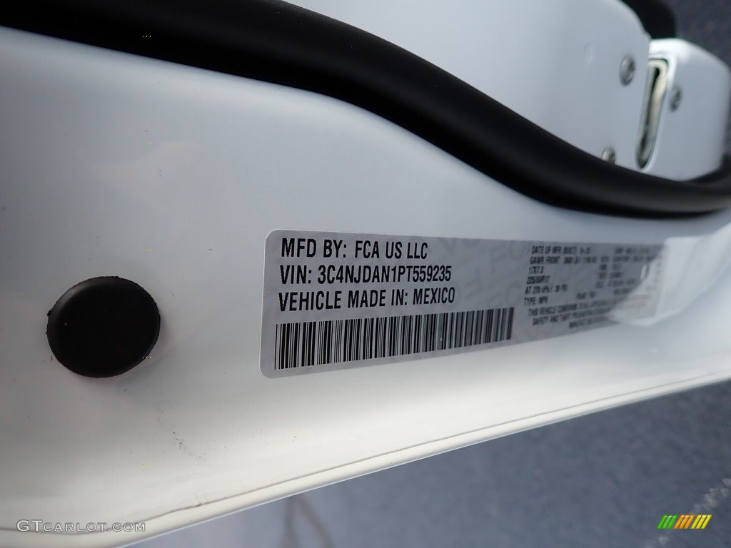 2023 Compass Sport 4x4 - Bright White / Black photo #15