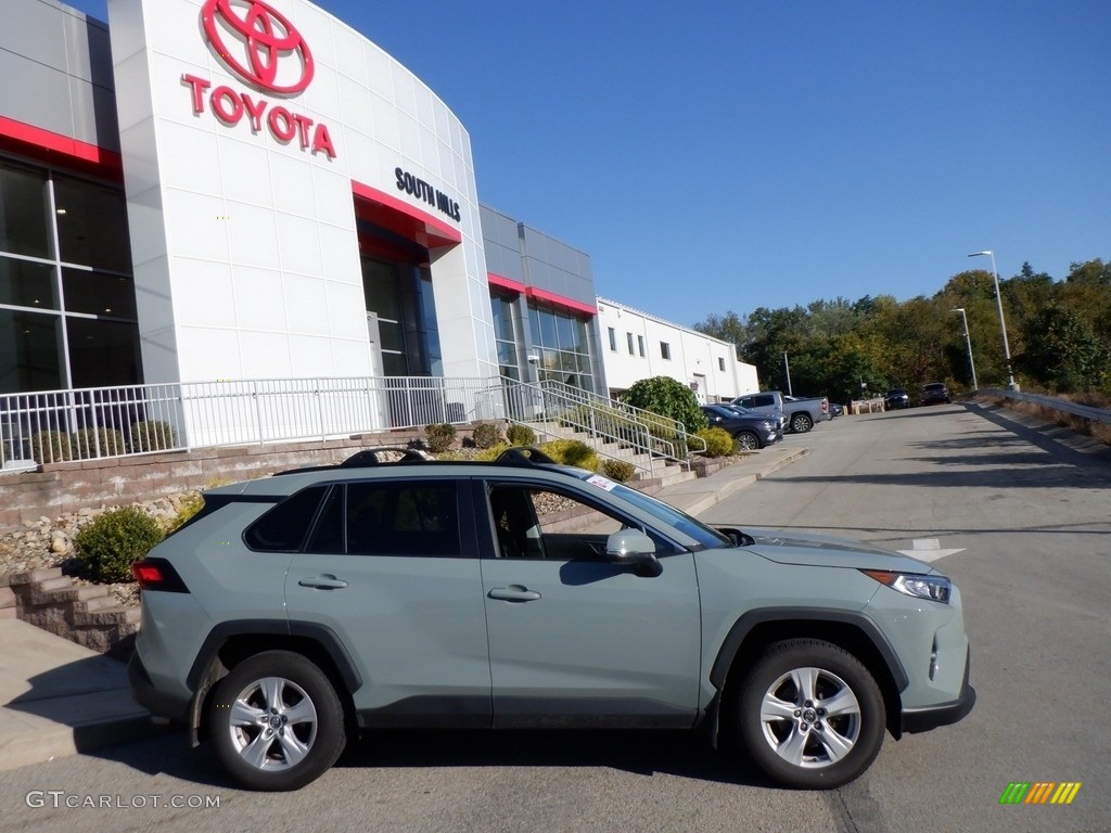 2021 RAV4 XLE AWD - Lunar Rock / Black photo #2