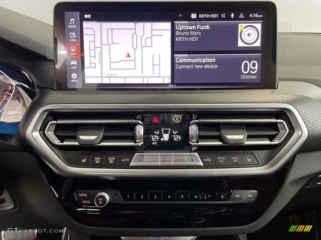 2024 BMW X3 sDrive30i Controls Photo #146660482