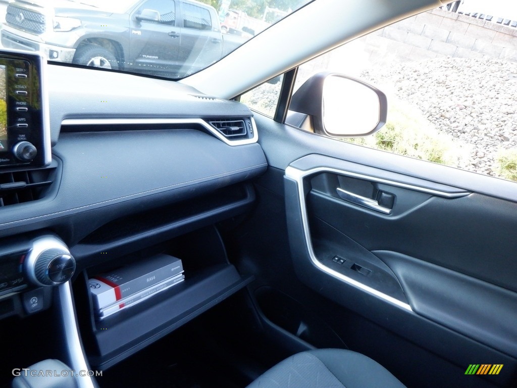 2021 RAV4 XLE AWD - Lunar Rock / Black photo #29