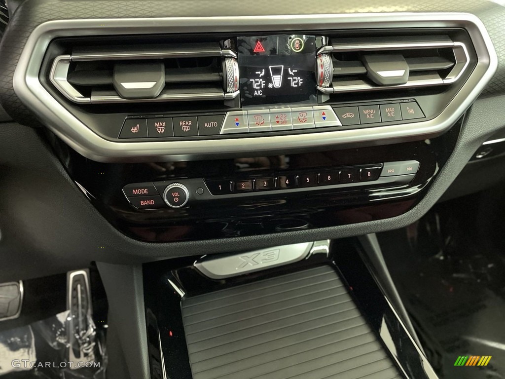2024 BMW X3 sDrive30i Controls Photo #146660538