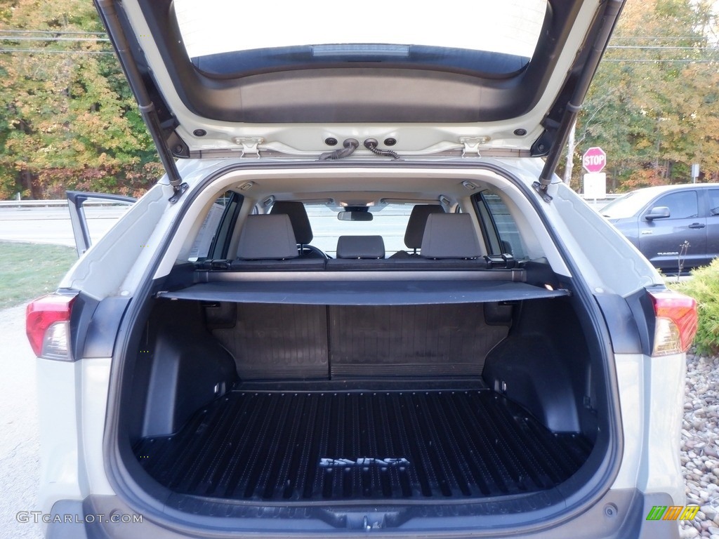 2021 RAV4 XLE AWD - Lunar Rock / Black photo #32