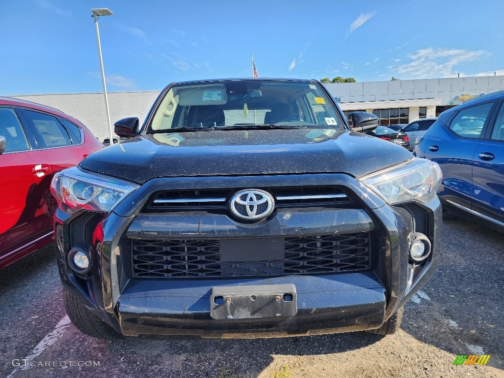 2021 4Runner SR5 - Midnight Black Metallic / Black/Graphite photo #2