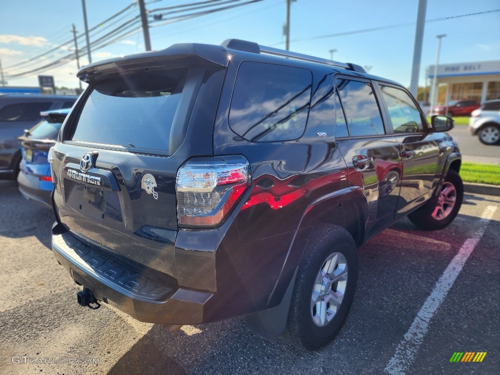 2021 4Runner SR5 - Midnight Black Metallic / Black/Graphite photo #4
