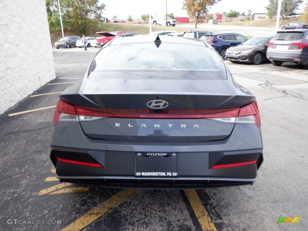 2024 Elantra SEL - Ecotronic Gray / Gray photo #7