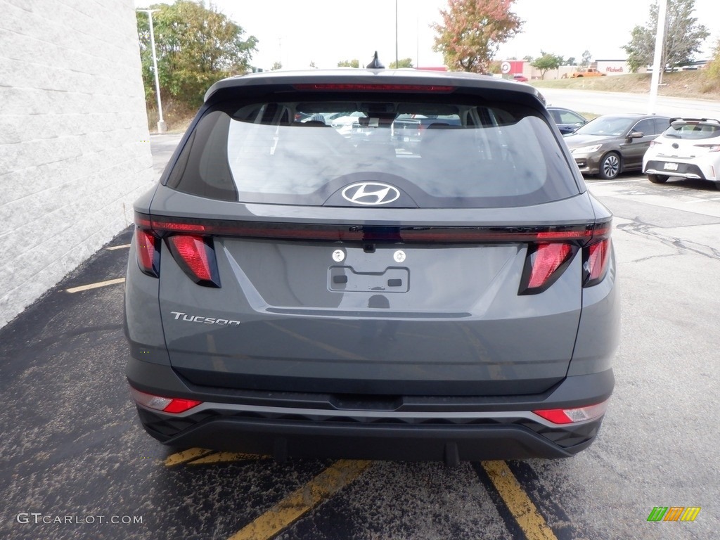 2024 Tucson SE - Hampton Gray / Black photo #6
