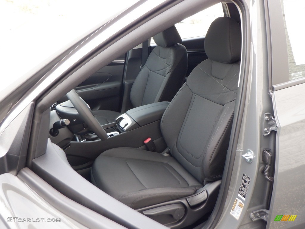2024 Tucson SE - Hampton Gray / Black photo #10