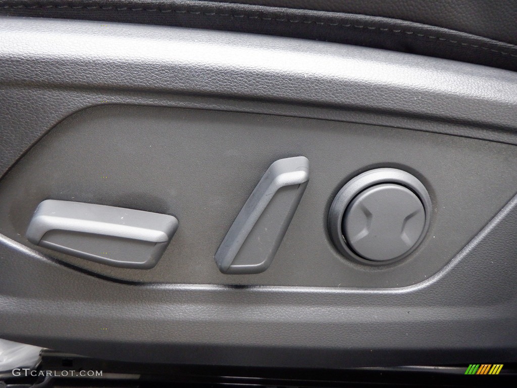 2024 Shimmering Silver Hyundai Tucson Limited AWD 146652512 Photo 16