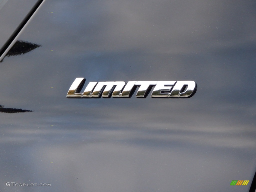 2023 Toyota 4Runner Limited 4x4 Marks and Logos Photo #146663300