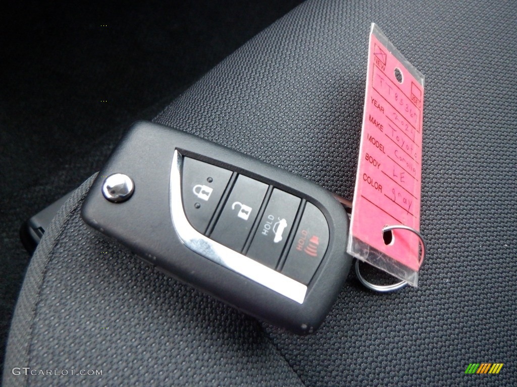 2024 Toyota Corolla LE Keys Photo #146663704