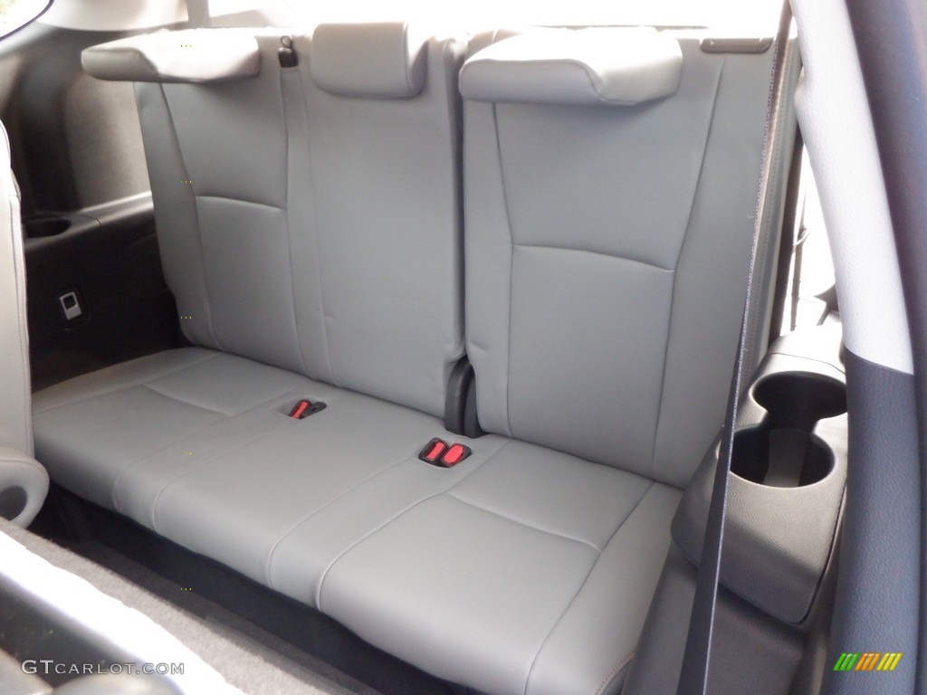 2023 Toyota Highlander Hybrid XLE Bronze Edition AWD Rear Seat Photos