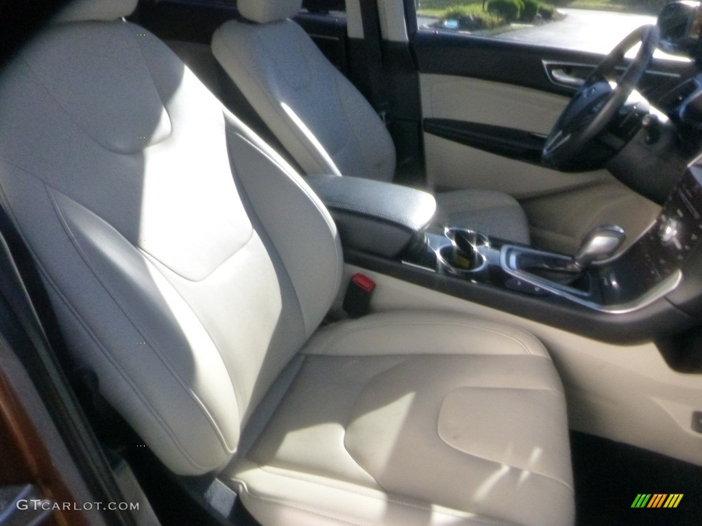 2017 Edge Titanium AWD - Canyon Ridge Metallic / Ceramic photo #11