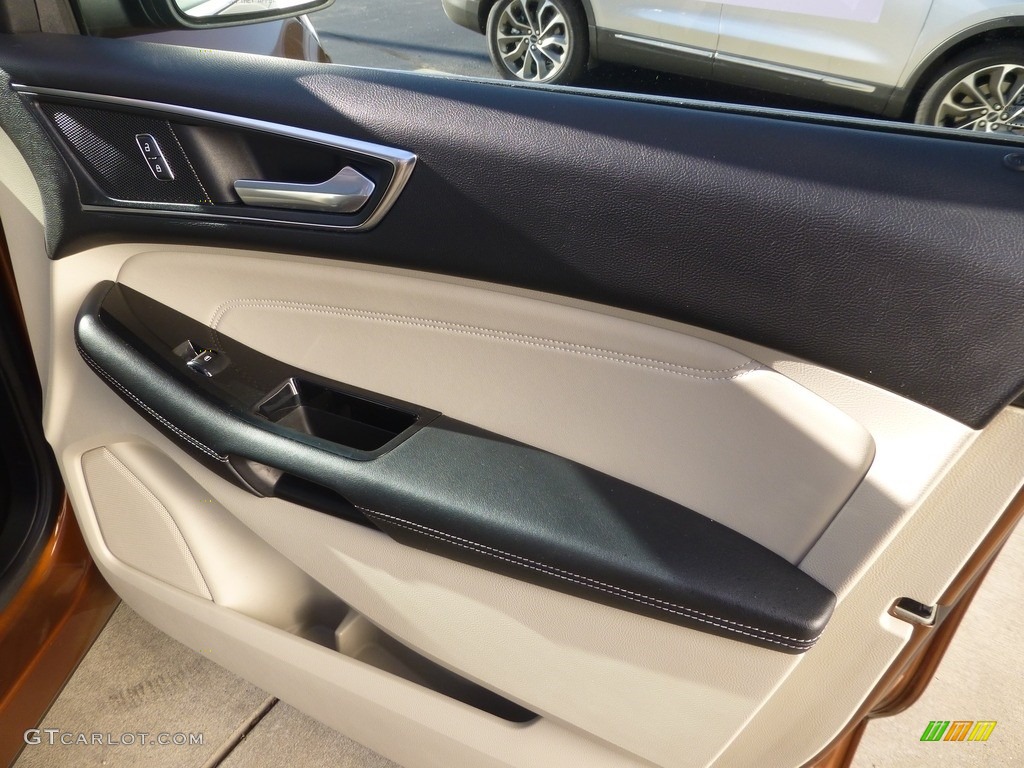 2017 Ford Edge Titanium AWD Ceramic Door Panel Photo #146664750