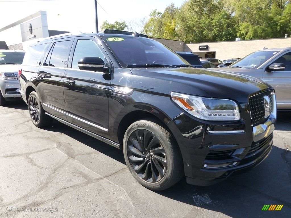 Infinite Black 2020 Lincoln Navigator L Reserve 4x4 Exterior Photo #146665583