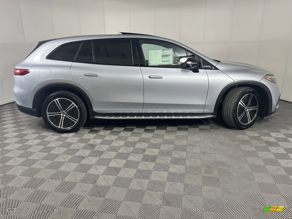 Cirrus Silver Metallic 2023 Mercedes-Benz EQS 450+ 4Matic SUV Exterior Photo #146666420