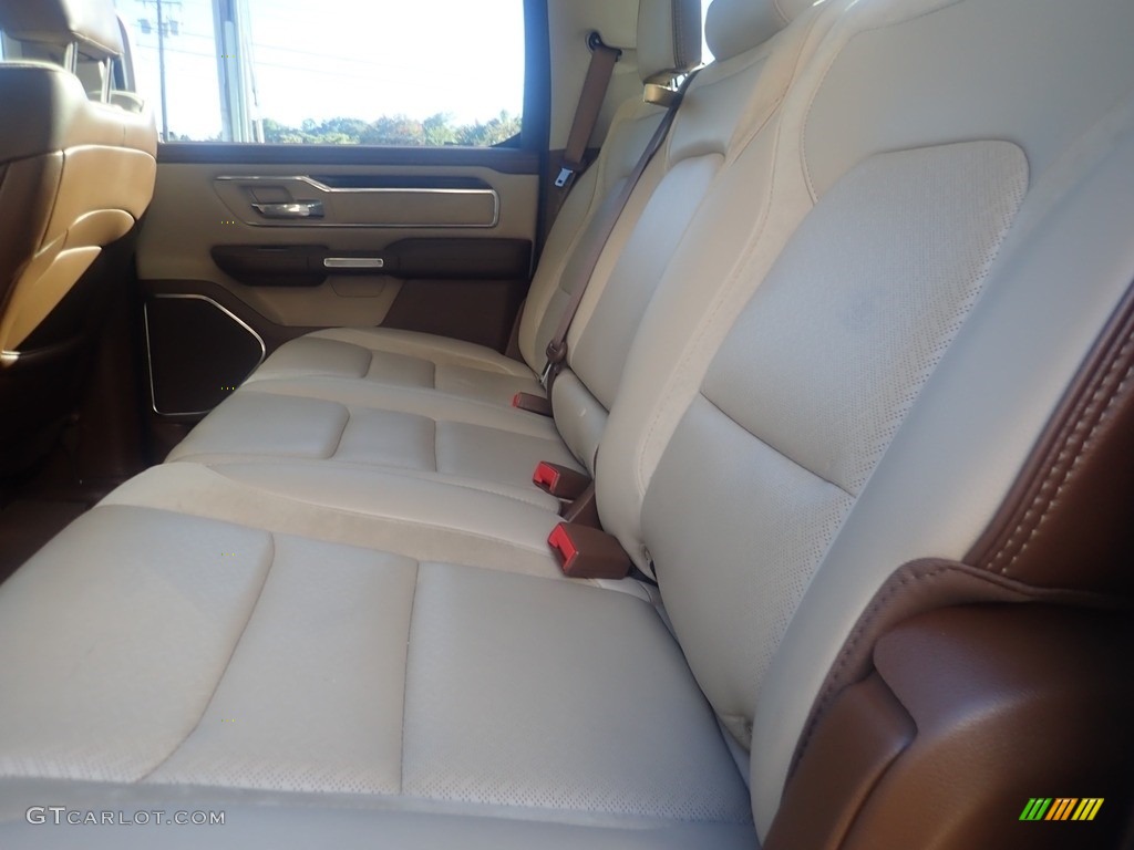 2022 1500 Laramie Crew Cab 4x4 - Bright White / Mountain Brown/Light Frost Beige photo #10