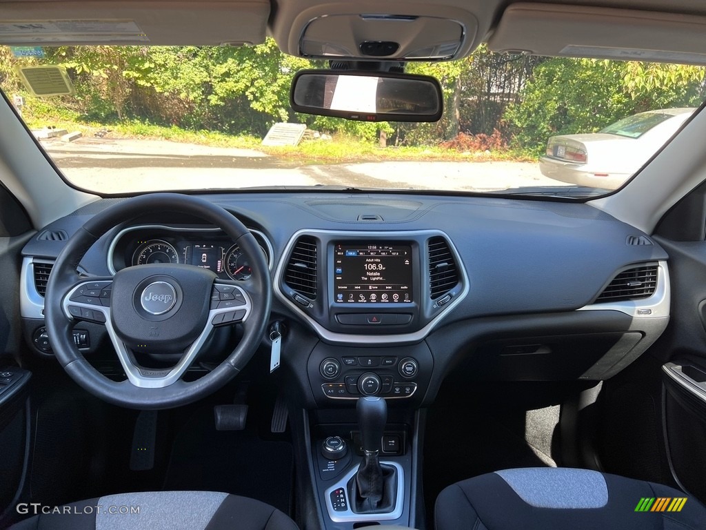 Iceland - Black/Iceland Gray Interior 2014 Jeep Cherokee Latitude 4x4 Photo #146668520