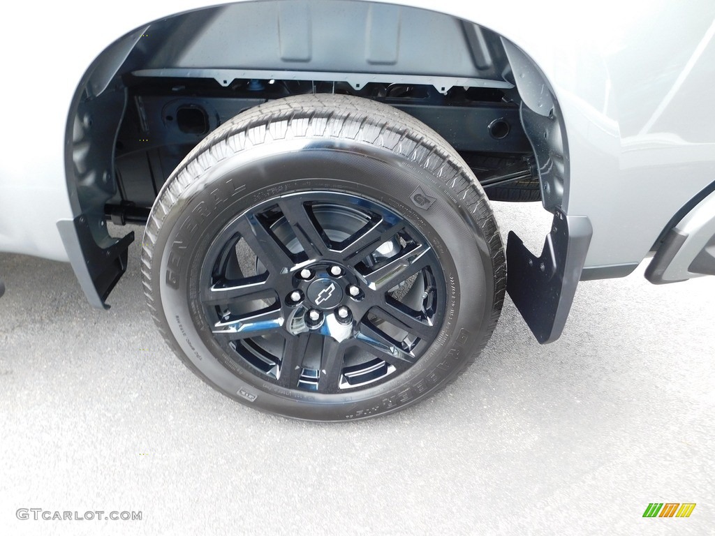 2024 Chevrolet Silverado 1500 Custom Crew Cab 4x4 Wheel Photos