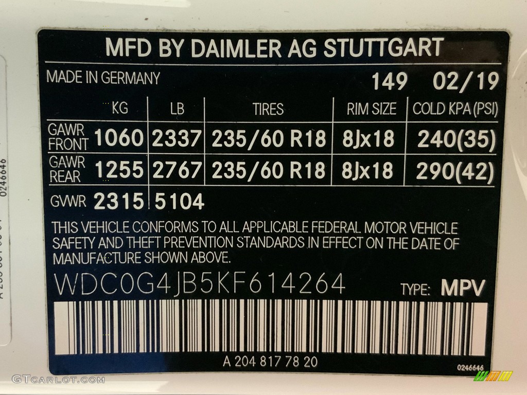 2019 GLC 300 - Polar White / Black photo #37