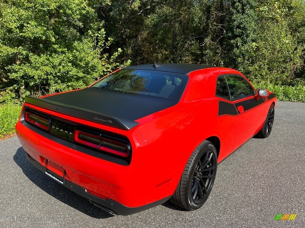 2023 Challenger T/A 392 - Go Mango / Black photo #6