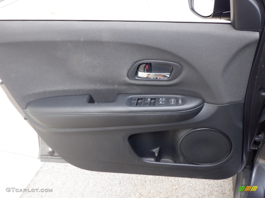 2022 Honda HR-V LX AWD Door Panel Photos