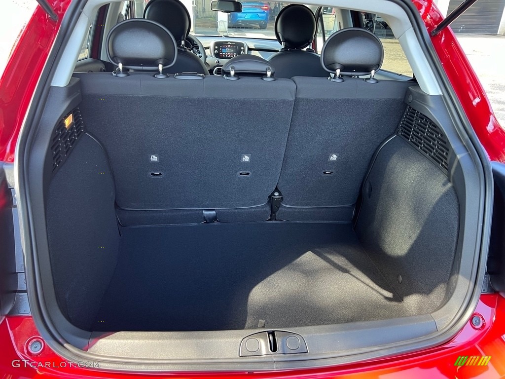 2023 Fiat 500X Pop AWD Trunk Photos