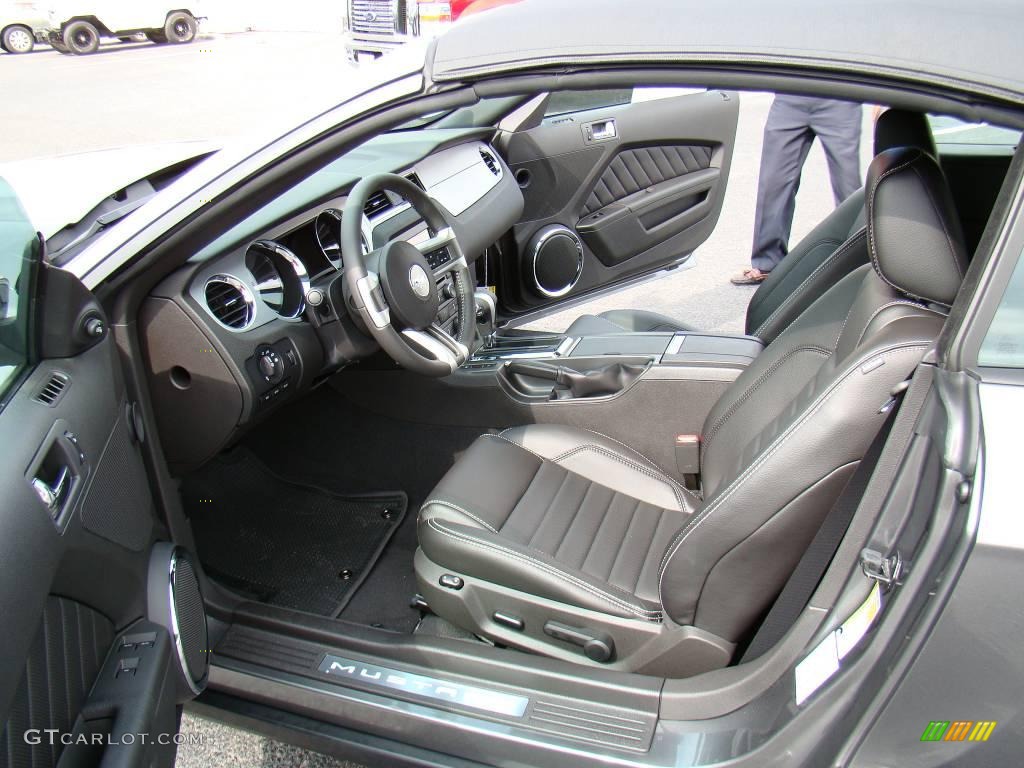 Charcoal Black Interior 2010 Ford Mustang V6 Premium Convertible Photo #14667308
