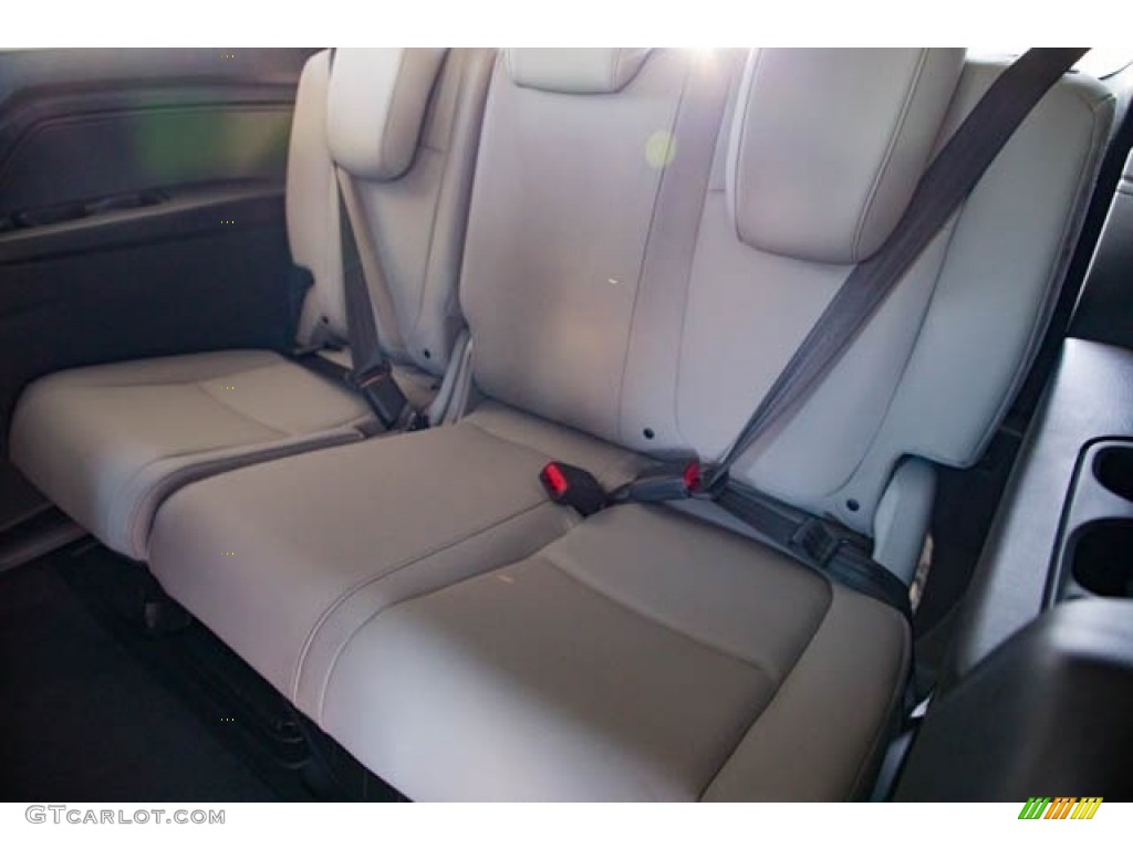 Gray Interior 2024 Honda Odyssey EX-L Photo #146674004