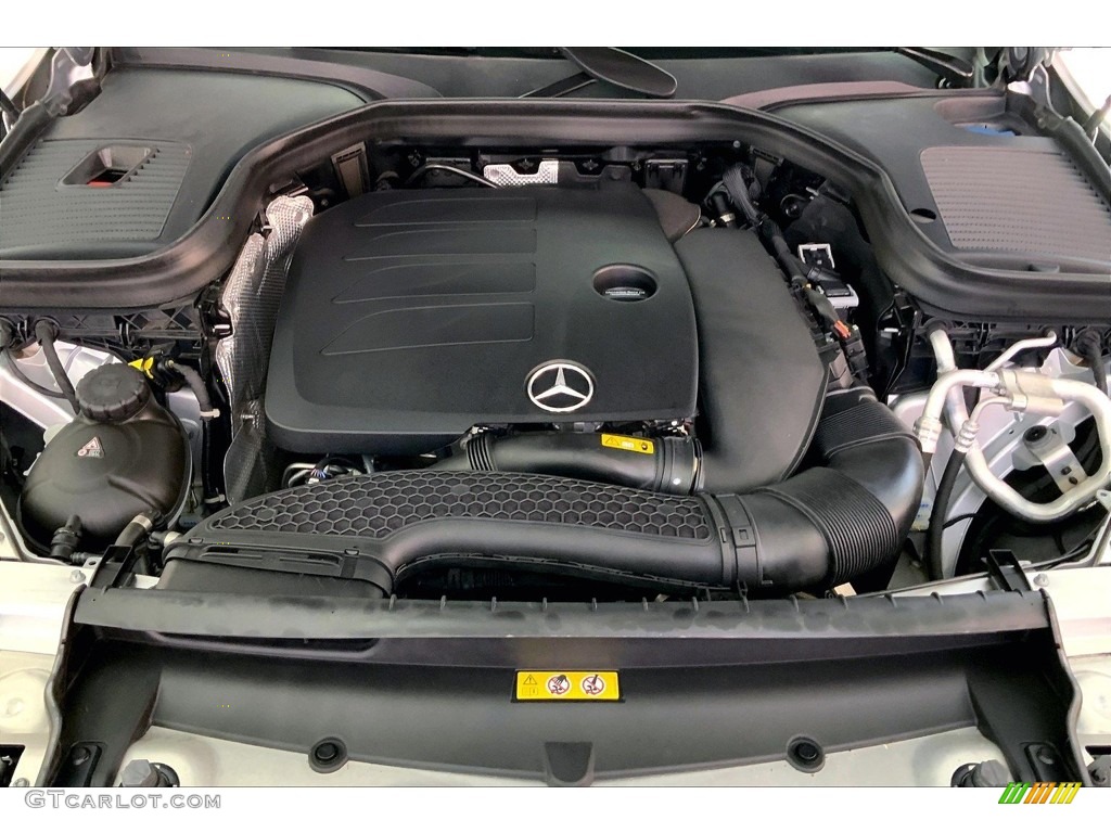 2020 Mercedes-Benz GLC 300 Engine Photos