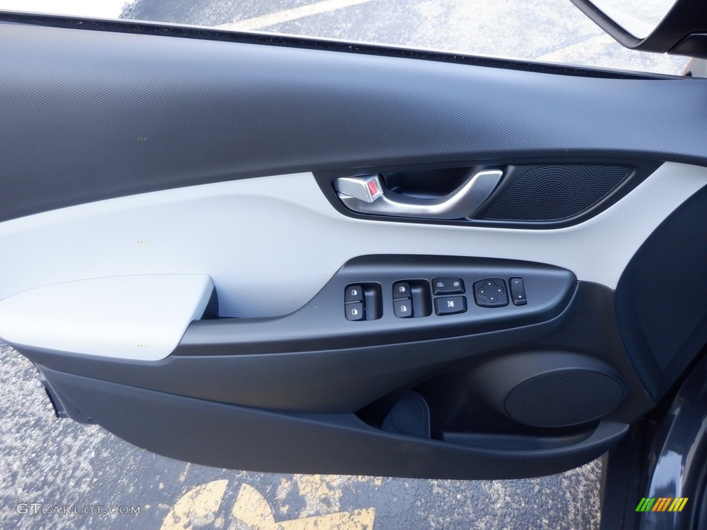 2023 Hyundai Kona SEL AWD Gray Door Panel Photo #146675153