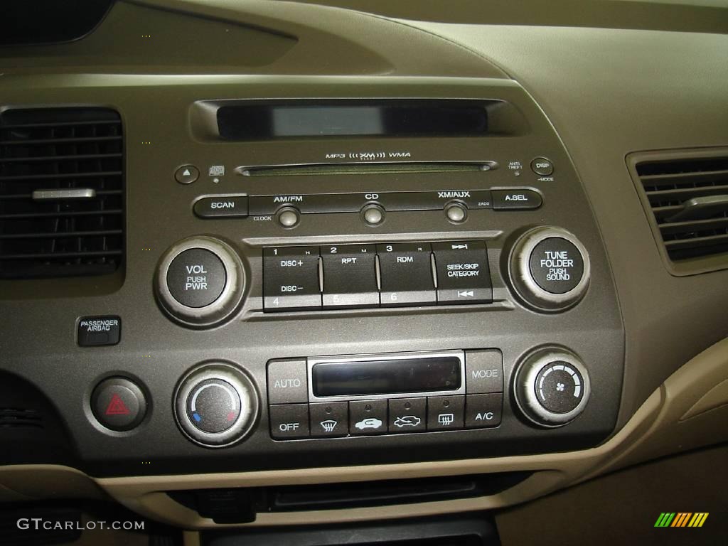 2006 Civic Hybrid Sedan - Magnetic Pearl / Ivory photo #23