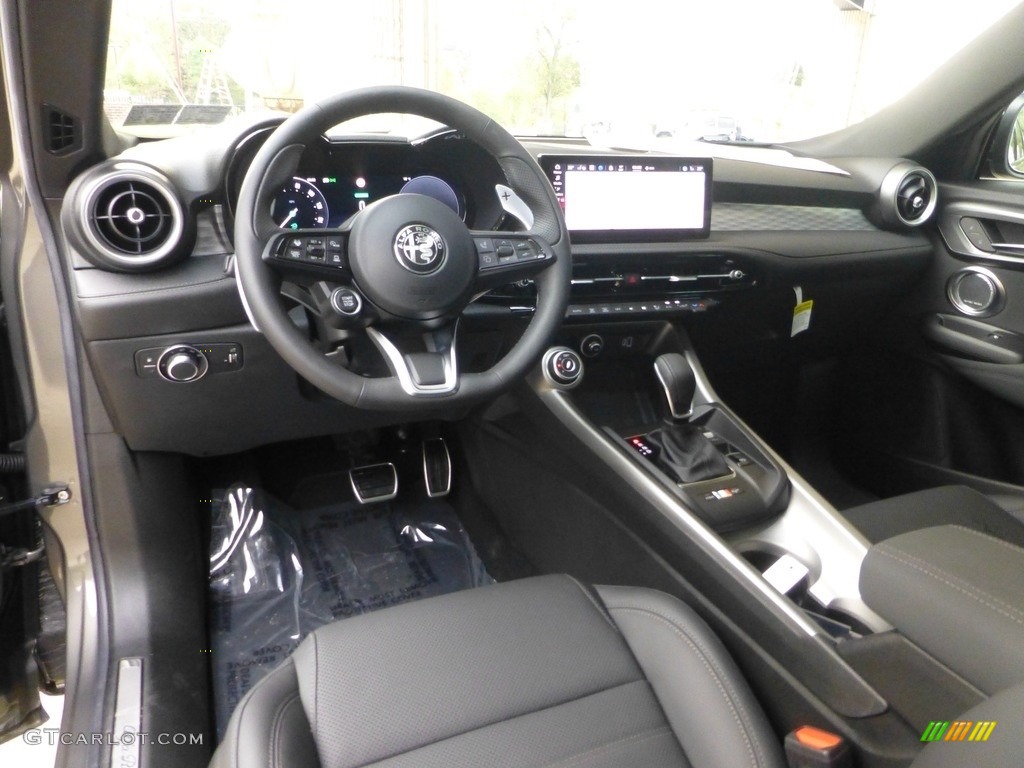 2024 Alfa Romeo Tonale Veloce AWD Interior Color Photos
