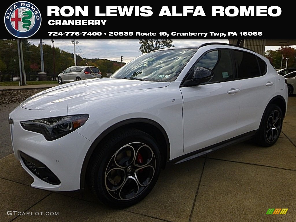 2024 Stelvio Ti AWD - Alfa White / Black/Chocolate photo #1