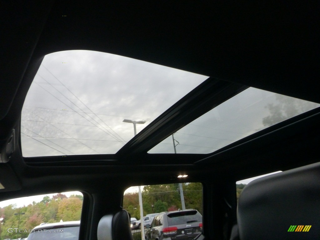 2019 Ford F150 SVT Raptor SuperCrew 4x4 Sunroof Photos