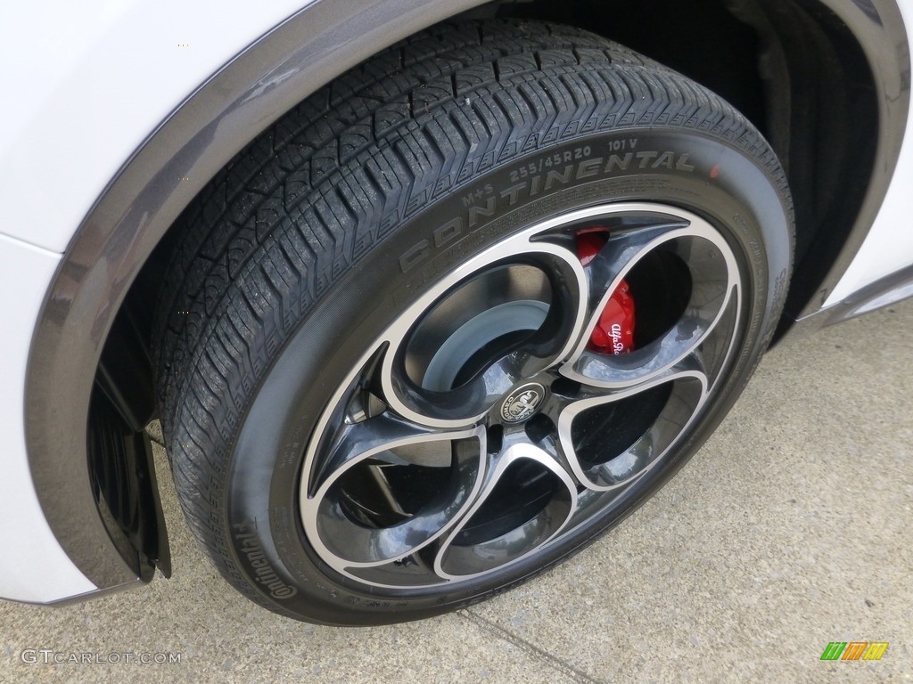 2024 Alfa Romeo Stelvio Ti AWD Wheel Photos