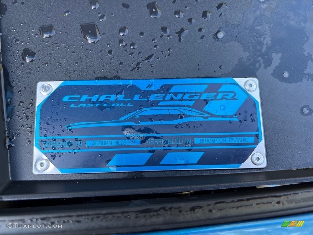 2023 Challenger SXT Blacktop - B5 Blue Pearl / Black photo #10
