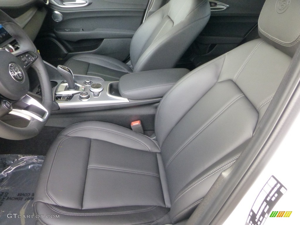 Black Interior 2024 Alfa Romeo Giulia Ti AWD Photo #146677995