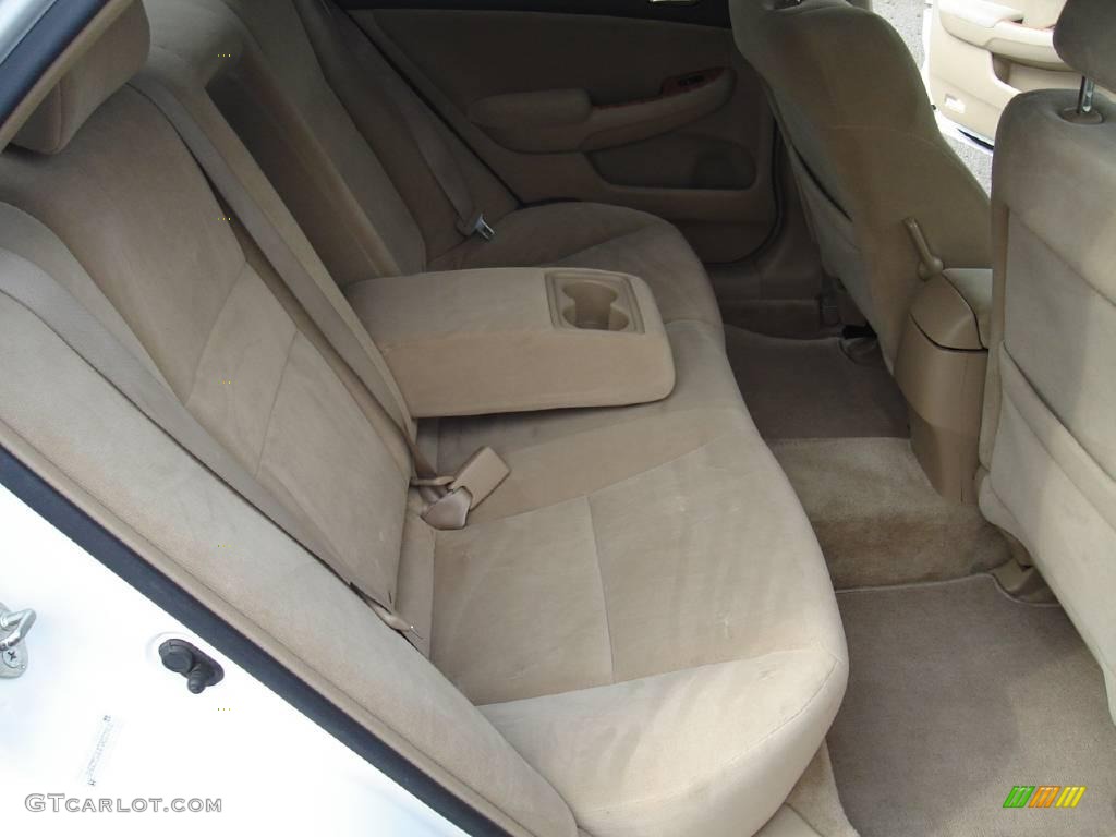 2003 Accord EX Sedan - Taffeta White / Ivory photo #15