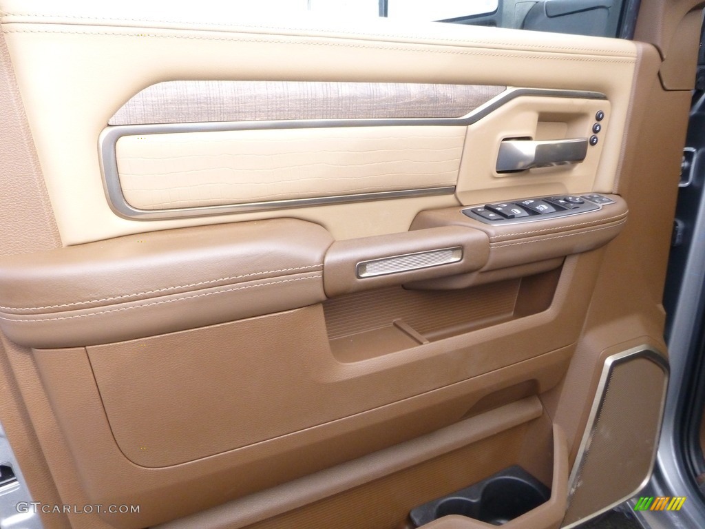 2024 Ram 2500 Longhorn Crew Cab 4x4 Door Panel Photos