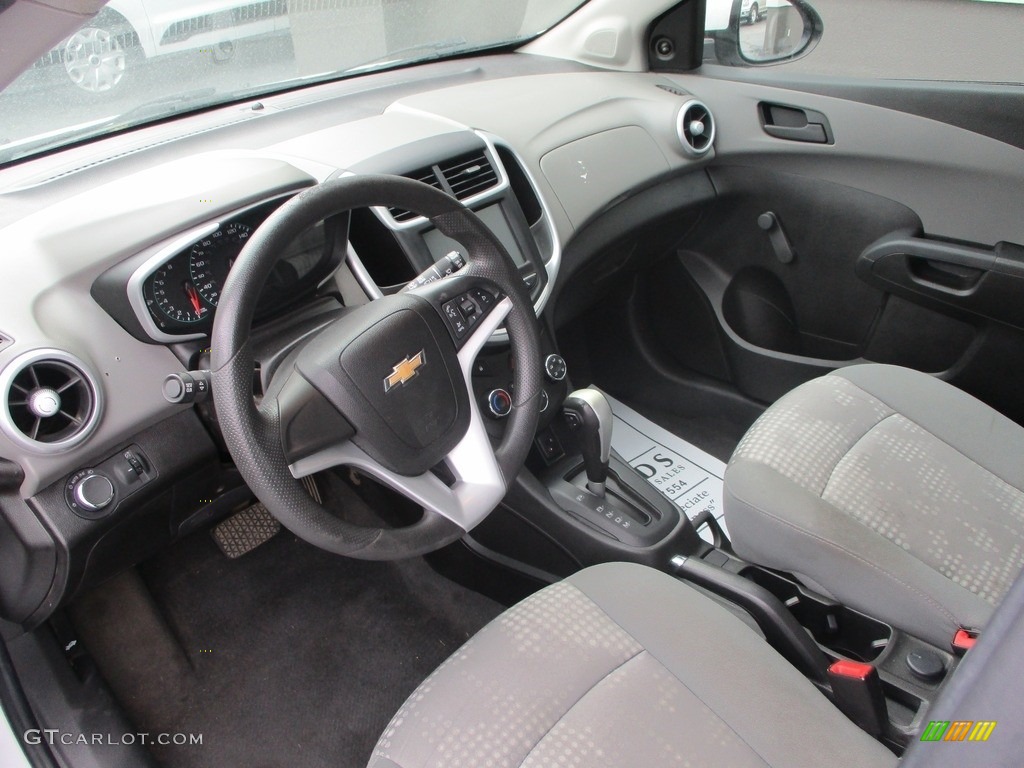 2017 Sonic LT Hatchback - Summit White / Jet Black/Dark Titanium photo #7